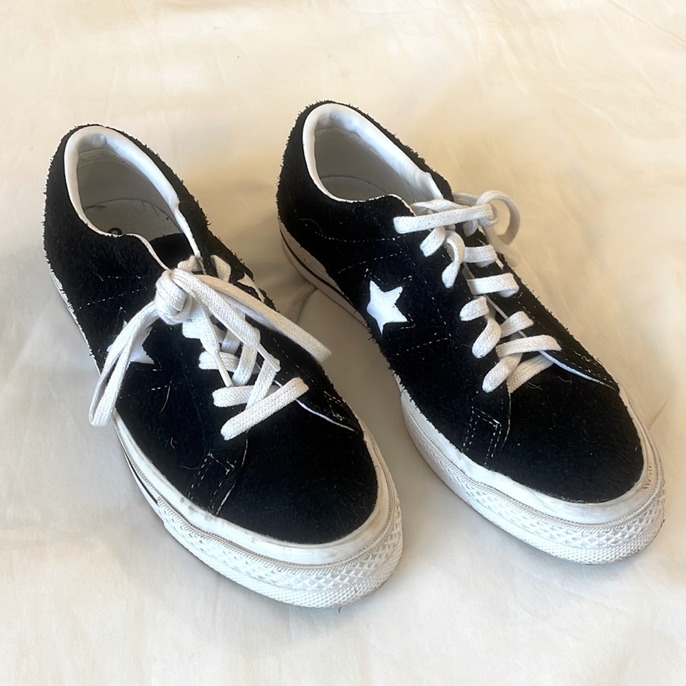 Black converse one star. Worn once.